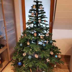 Holzanhänger ,,zwei Weihnachtskugeln“